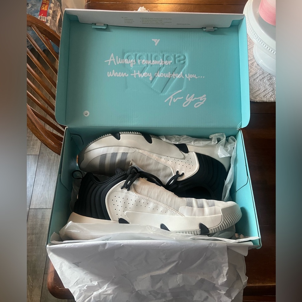 Adidas Trae Unlimited Basketball Shoe